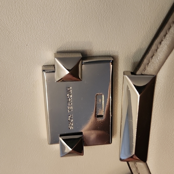 Michael Kors Purse Bi Color bag - Picture 7 of 16